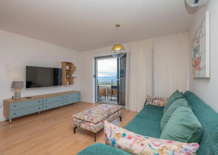 Appartement 18 *